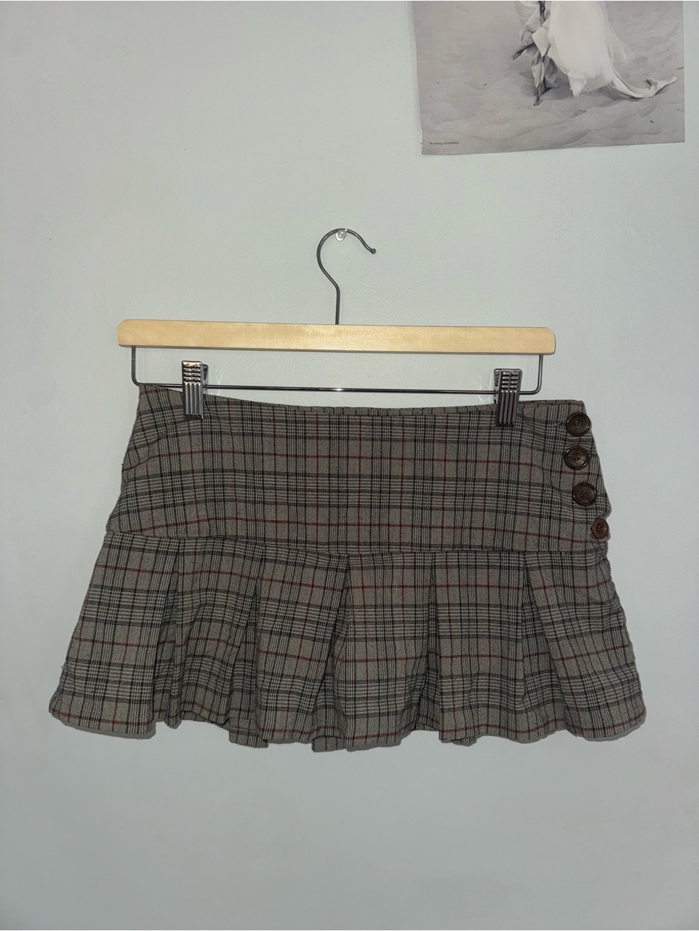 Garage Plaid Pleated Mini Skirt - Gray with Red Accent